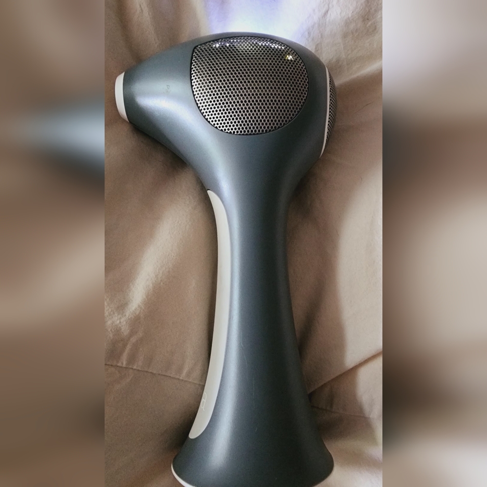 Tria laser